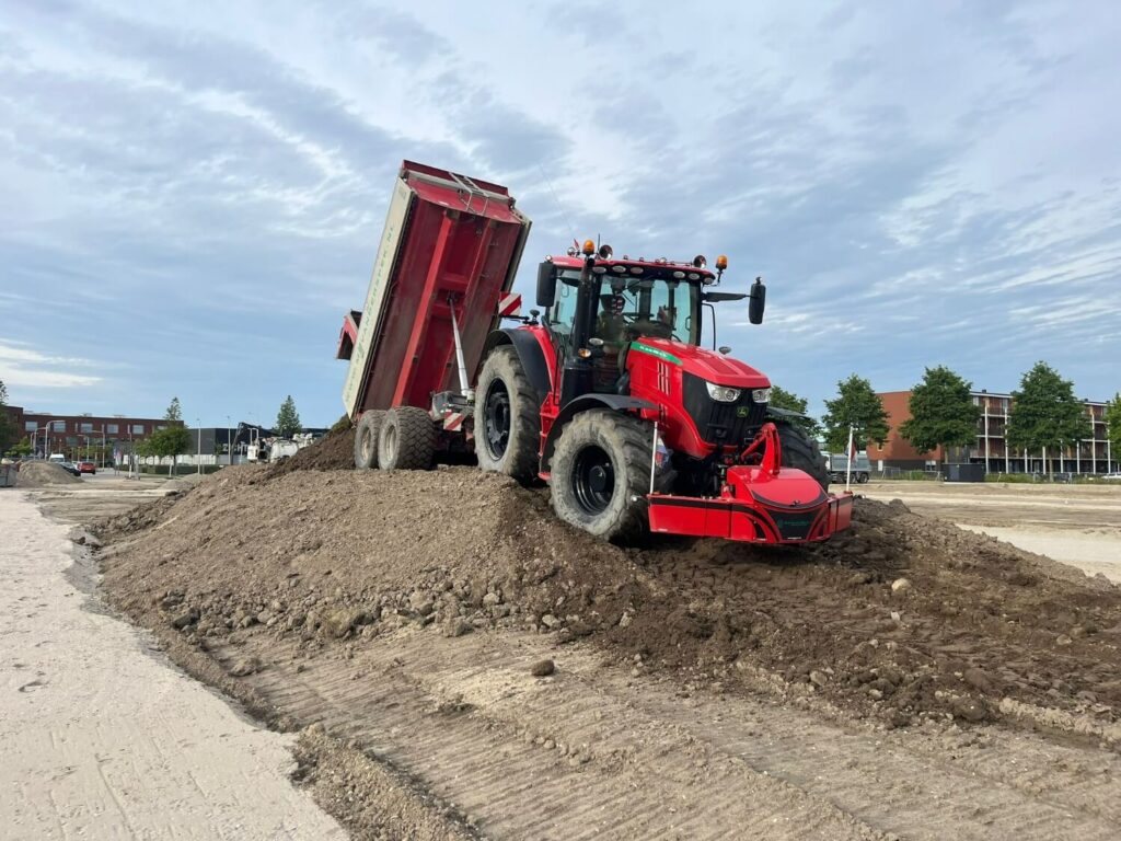 Grondwerk 75 woningen Lagewei te Barendrecht